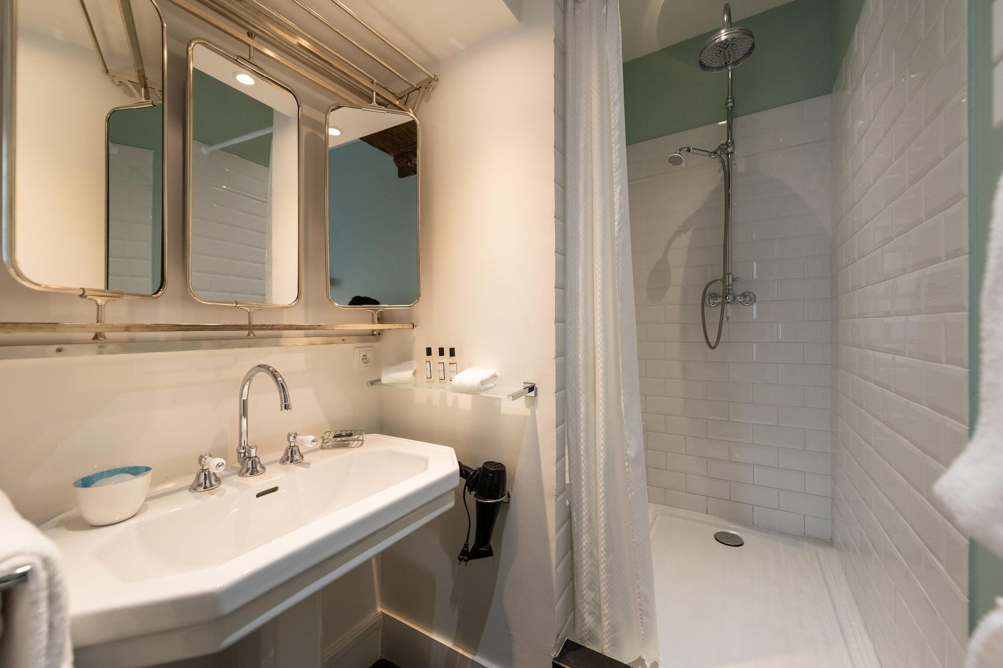 1er Etage Marais Hotel Paris Eksteriør billede